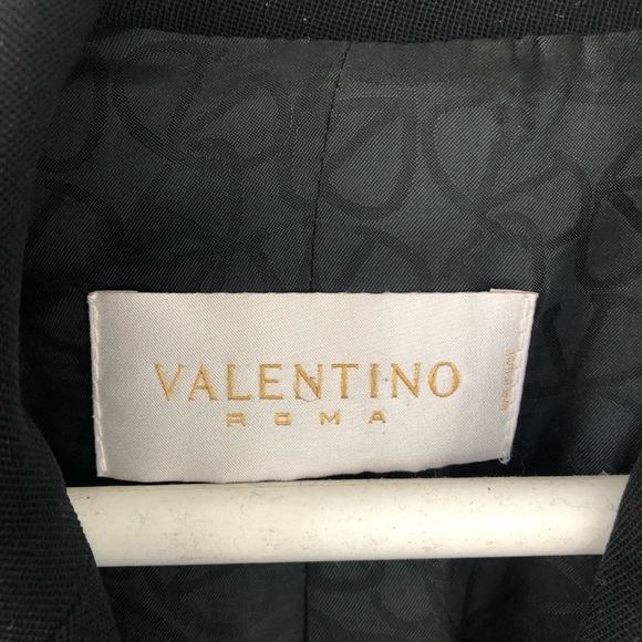Valentino Roma VTG black wool jacket, 2 buttons, decorative stitching, 2 pockets - Picture 3 of 8